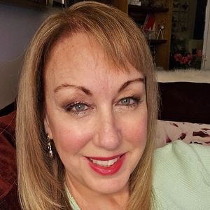 Meet your Posher, Robyn